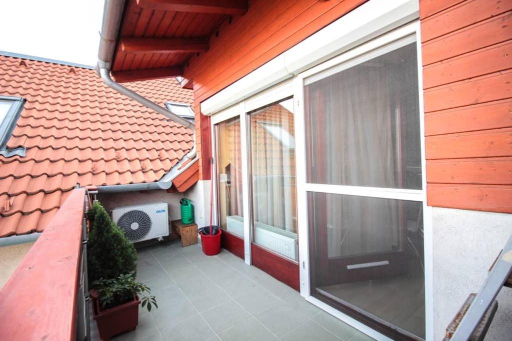 Entire Home Budapesta Exterior foto